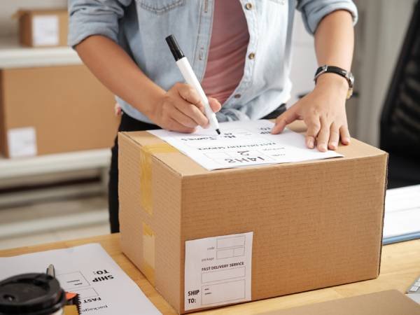 Parcel Delivery Image1